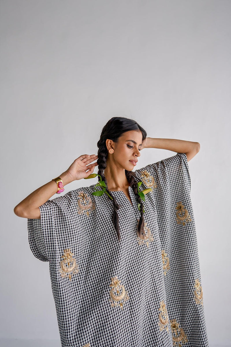 CHECK KAFTAN - Esha Arora